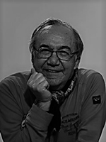 Yalçın Gökçebağ